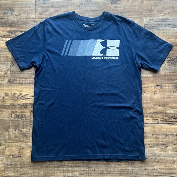 Under Armour Mens Navy Fast Left Chest Shirt Sleeve Tee Casual Size Large - Picture 1 of 5